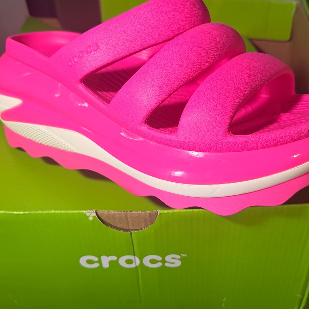 CROCS Women's Neon Pink Platform Sandals